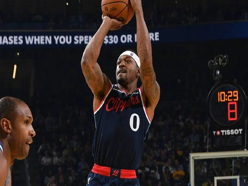 布拉德利：手术已经顺利完成，我的复出之路从此刻开启